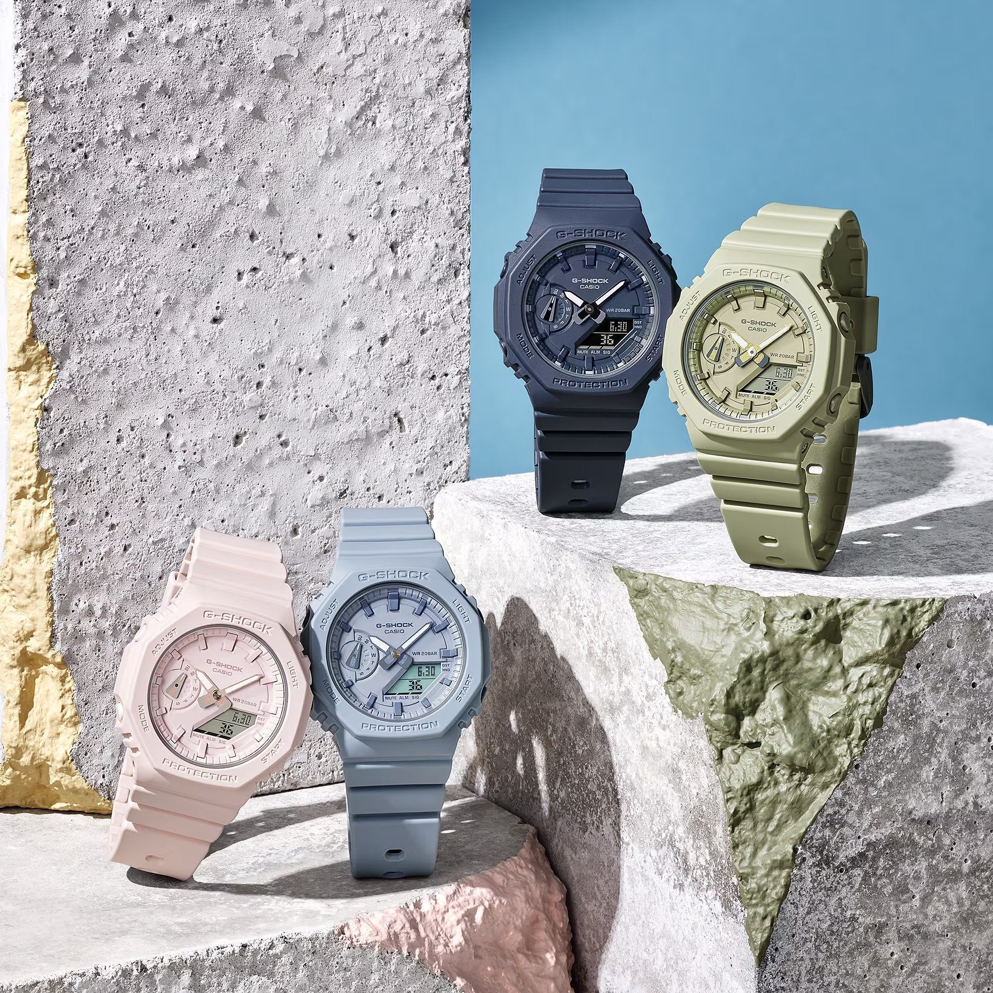 G-Shock Mid-Size S-Series CasiOak GMAS2100BA-4A - Image 4